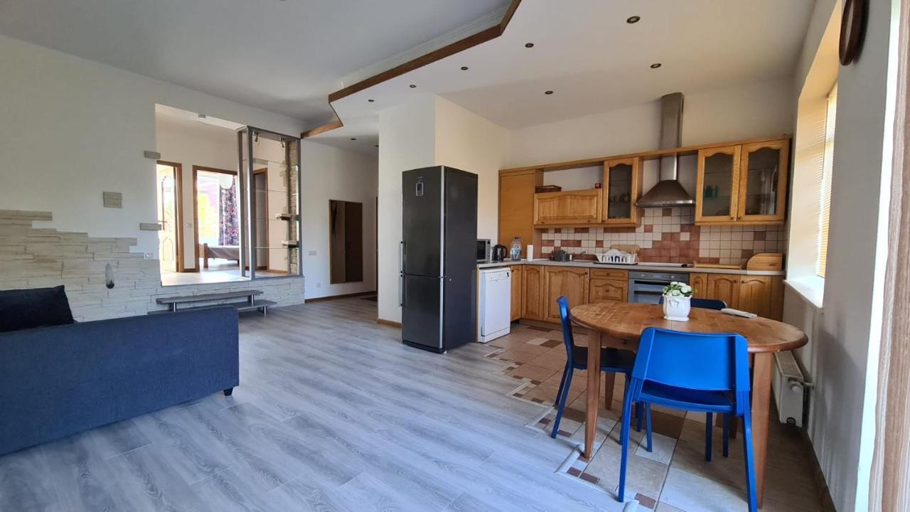 Spacious Condo 5 Min To Jurmala Beach Zewnętrze zdjęcie