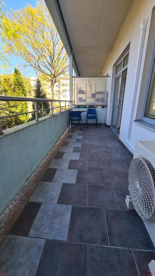 Spacious Condo 5 Min To Jurmala Beach Zewnętrze zdjęcie